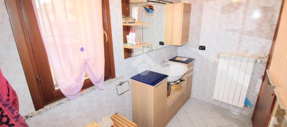 Дом с 4 комнатами в Брешелло, Италия № 14960 6