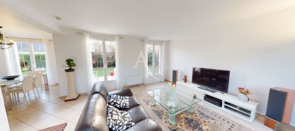 5 bedrooms Castles in Pontault-Combault, France No. 162738 11