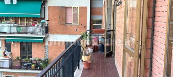 2 bedrooms Apartment in Florence, Italy No. 370807 12