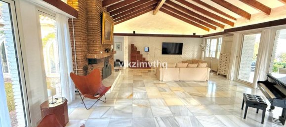 6 chambres Villa à Alameda, Spain No. 167476 21