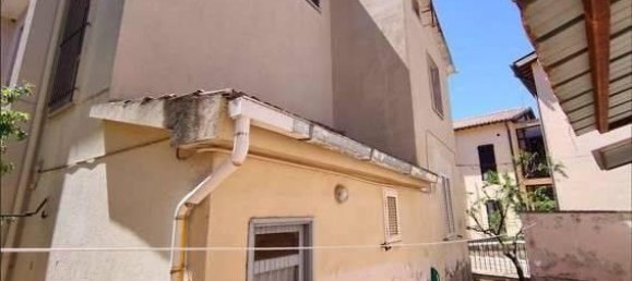 7 rooms House in Guardea, Italy No. 72296 4