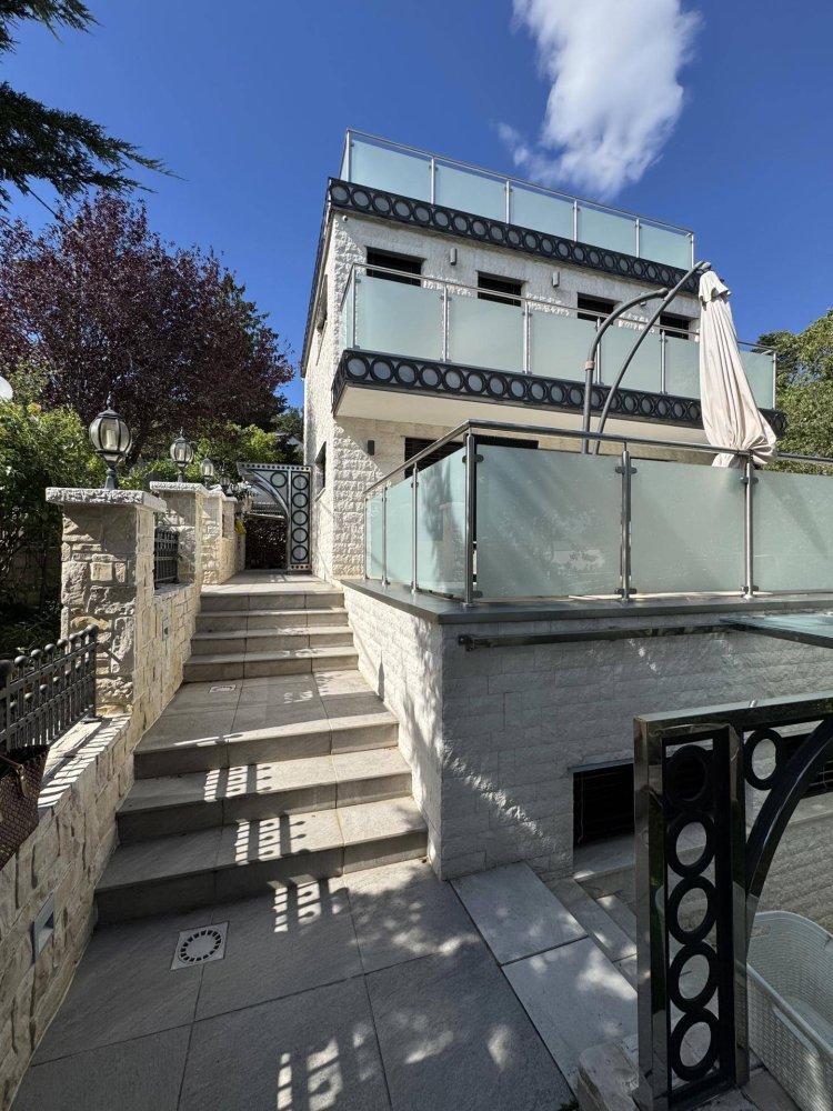 2 Schlafzimmer Haus in Währing, Austria, Nr. 210199