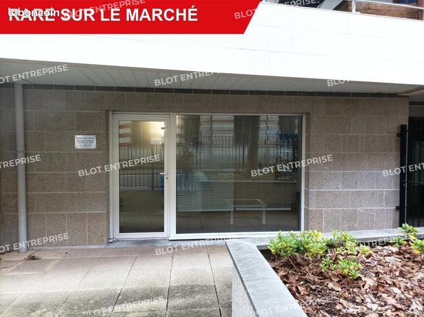 47m² Commercial property in Nantes, France No. 281126