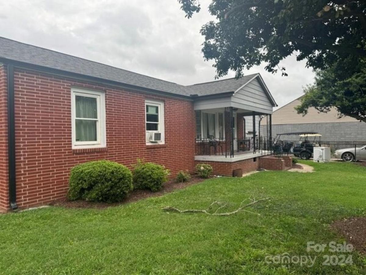 3 غرف نوم منزل في Kannapolis, USA رقم 439247