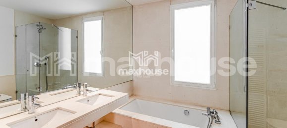 Apartamento de 3 dormitorios en Madrid, Spain No. 81806 27