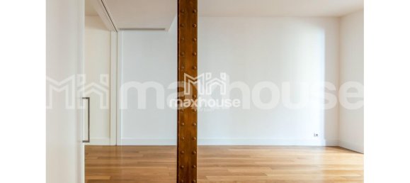 Apartamento de 3 dormitorios en Madrid, Spain No. 81806 14