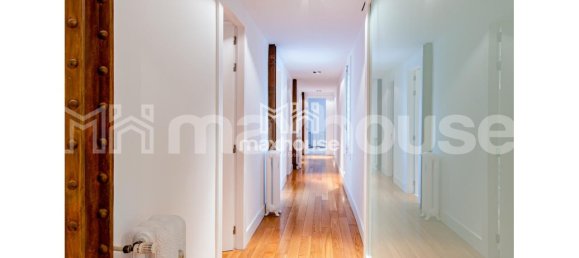 Apartamento de 3 dormitorios en Madrid, Spain No. 81806 2