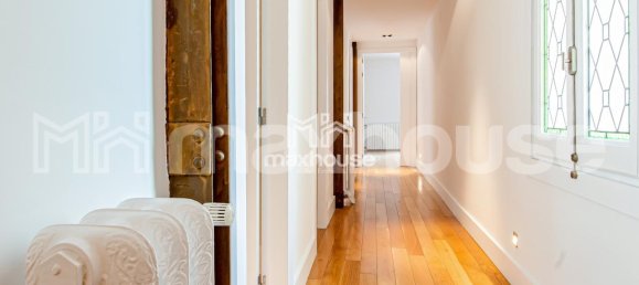 Apartamento de 3 dormitorios en Madrid, Spain No. 81806 8