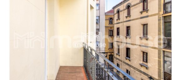 Apartamento de 3 dormitorios en Madrid, Spain No. 81806 20