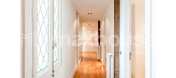Apartamento de 3 dormitorios en Madrid, Spain No. 81806 9
