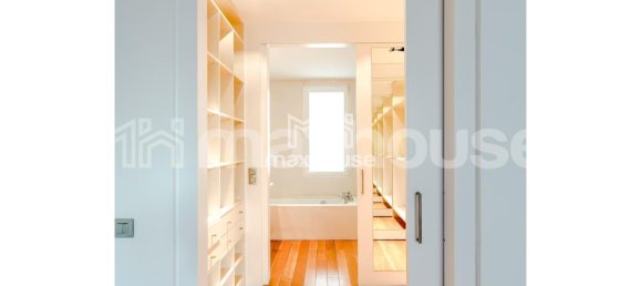 Apartamento de 3 dormitorios en Madrid, Spain No. 81806 23