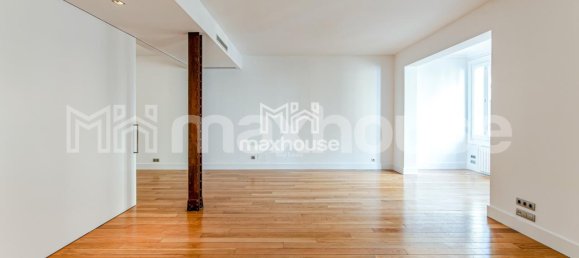 Apartamento de 3 dormitorios en Madrid, Spain No. 81806 11