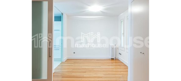 Apartamento de 3 dormitorios en Madrid, Spain No. 81806 34