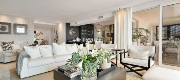 Apartamento de 3 dormitorios en Marbella, Spain No. 155297 9