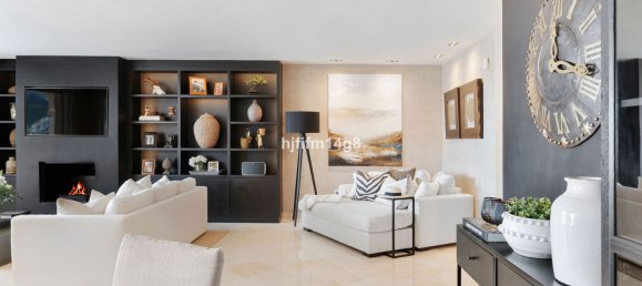 Apartamento de 3 dormitorios en Marbella, Spain No. 155297 7