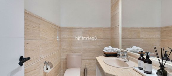 Apartamento de 3 dormitorios en Marbella, Spain No. 155297 29