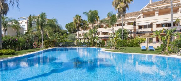 Apartamento de 3 dormitorios en Marbella, Spain No. 155297 41