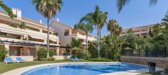 Apartamento de 3 dormitorios en Marbella, Spain No. 155297 38