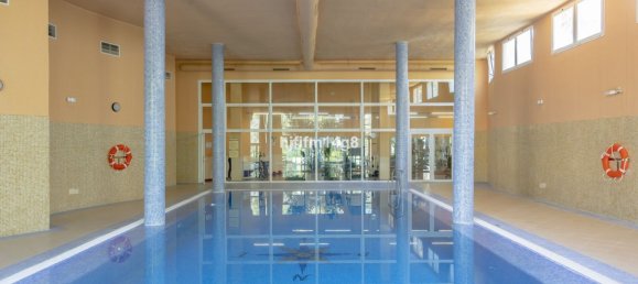 Apartamento de 3 dormitorios en Marbella, Spain No. 155297 43