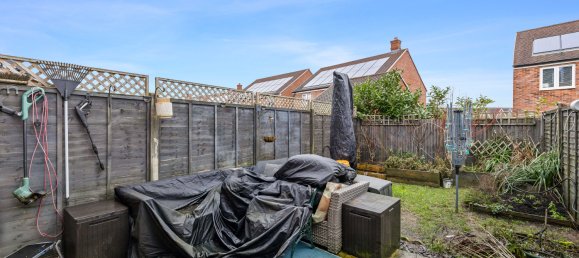 3 bedrooms House in Horley, United Kingdom No. 1013 10