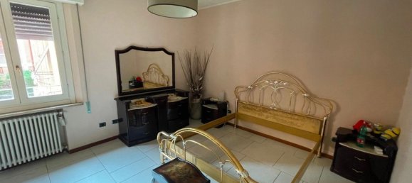 4 bedrooms Apartment in Reggio Emilia, Italy No. 315907 19