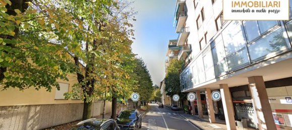 3 rooms Apartment in Vimercate, Italy No. 4063 15