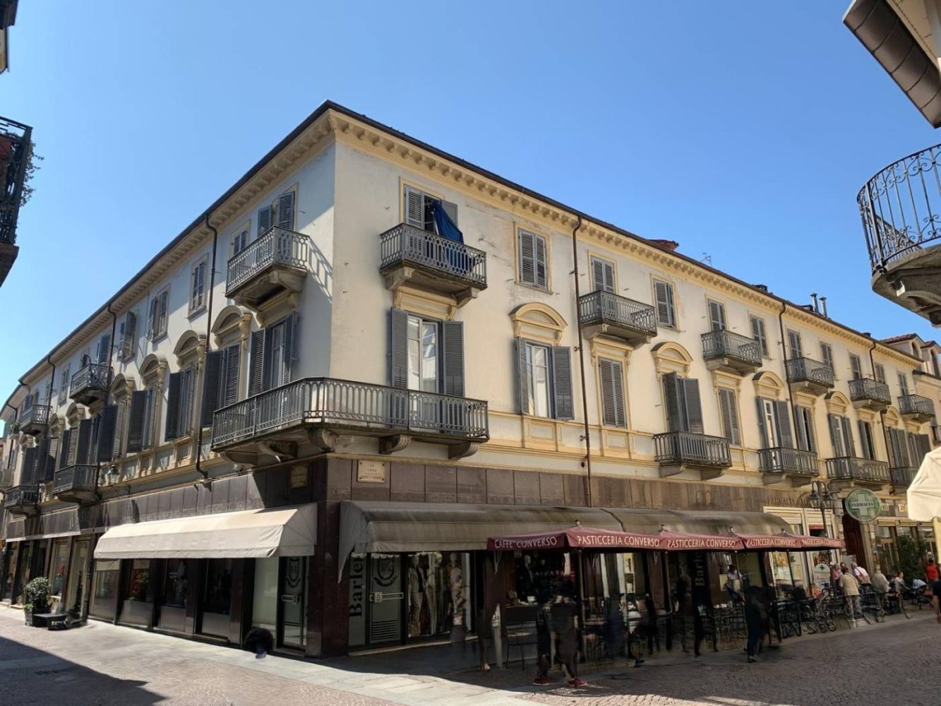 4 Schlafzimmer Wohnung in Bra, Italy, Nr. 379869