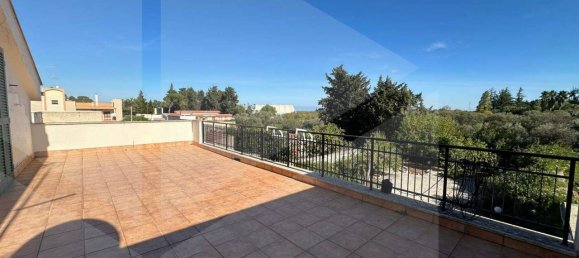 6-salle Villa à Bitonto, Italy No. 22510 16