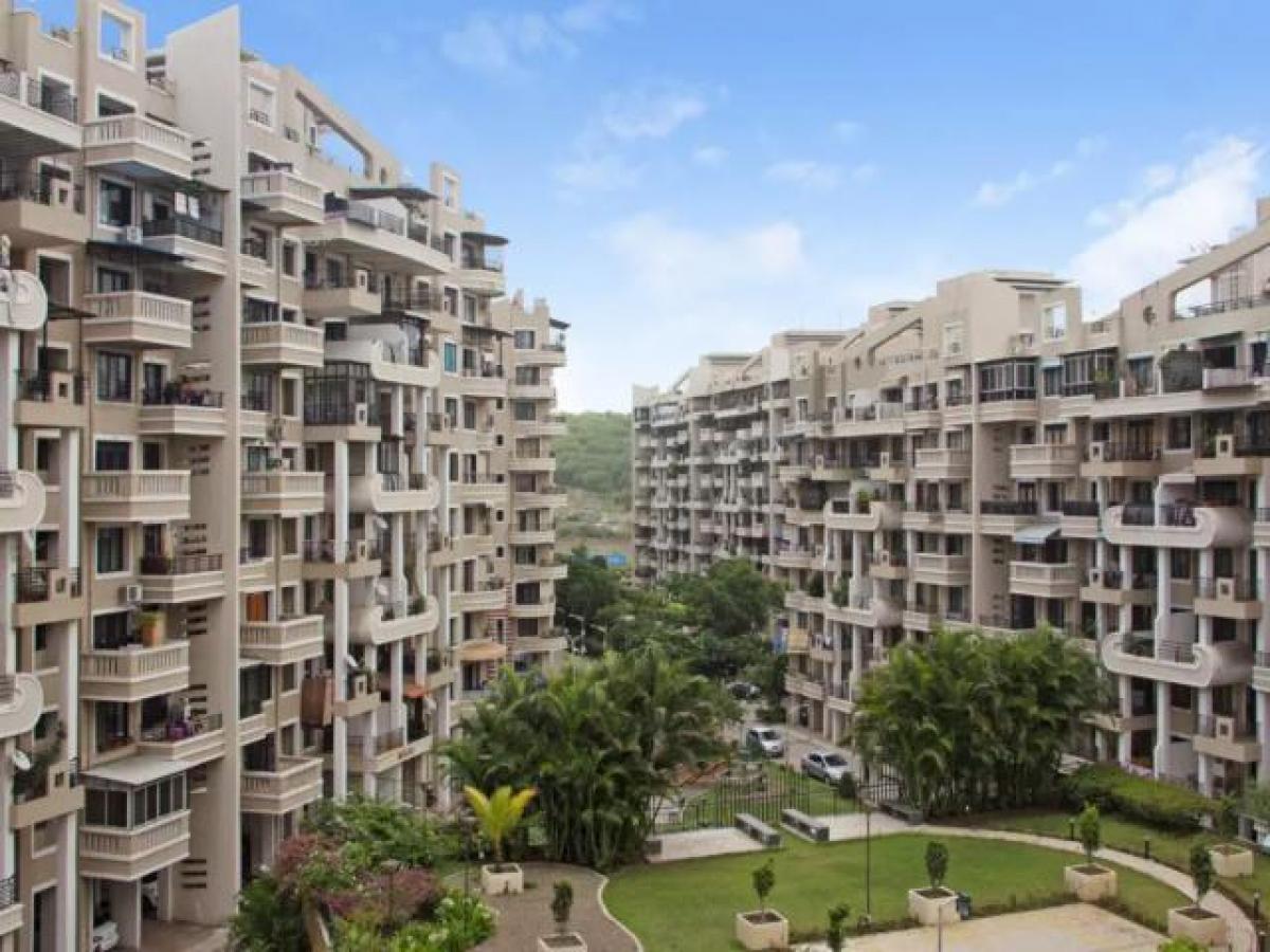 3 bedrooms House in Pune, India No. 8174