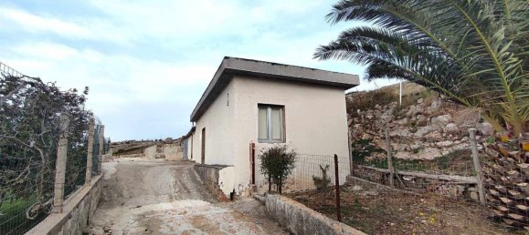 4غرفة منزل في Ragusa, Italy رقم 222928 2