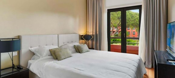 Apartamento de 3 dormitorios en Cascais, Portugal No. 134445 2