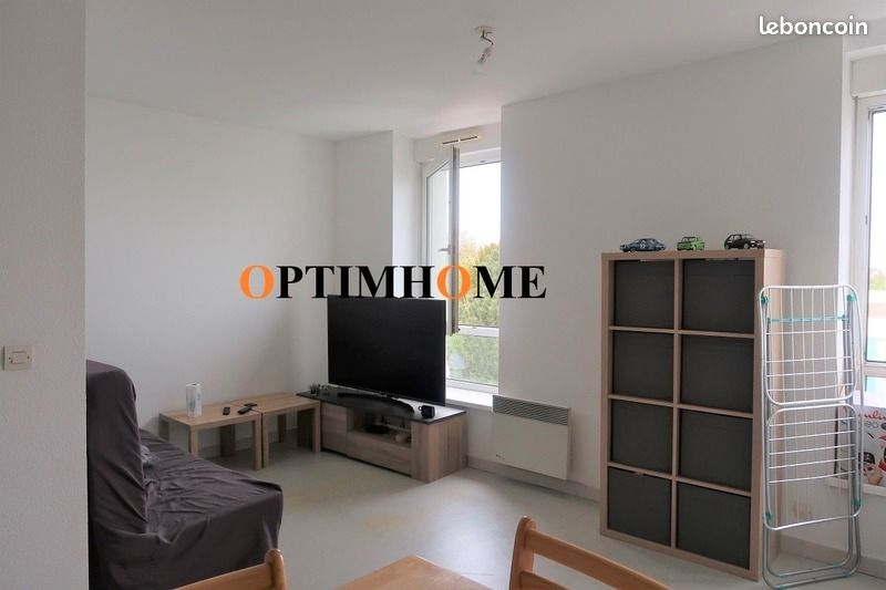 Gewerbliche Immobilie in Mont-Saint-Martin, France 684m², Nr. 324030