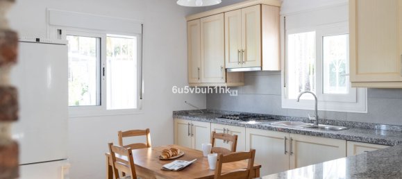 5 bedrooms House in Coin, Spain No. 144796 6