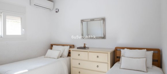 5 bedrooms House in Coin, Spain No. 144796 10