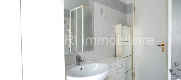 2 Schlafzimmer Wohnung in Genoa, Italy, Nr. 329884 27