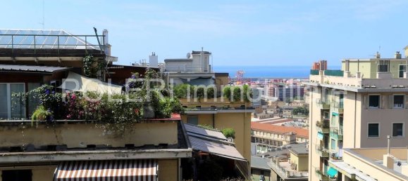 2 Schlafzimmer Wohnung in Genoa, Italy, Nr. 329884 9