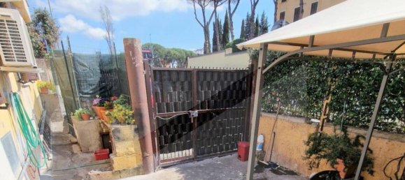 3 rooms Villa in Rome, Italy No. 34061 2
