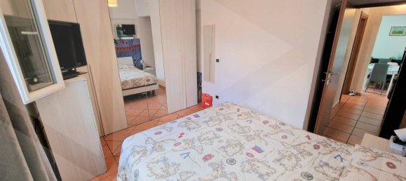 3 rooms Villa in Rome, Italy No. 34061 23