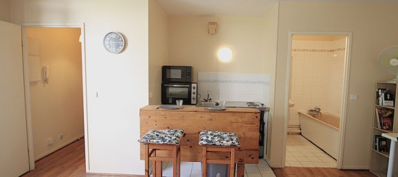 Estudio en Le Bourget, France No. 182299 4