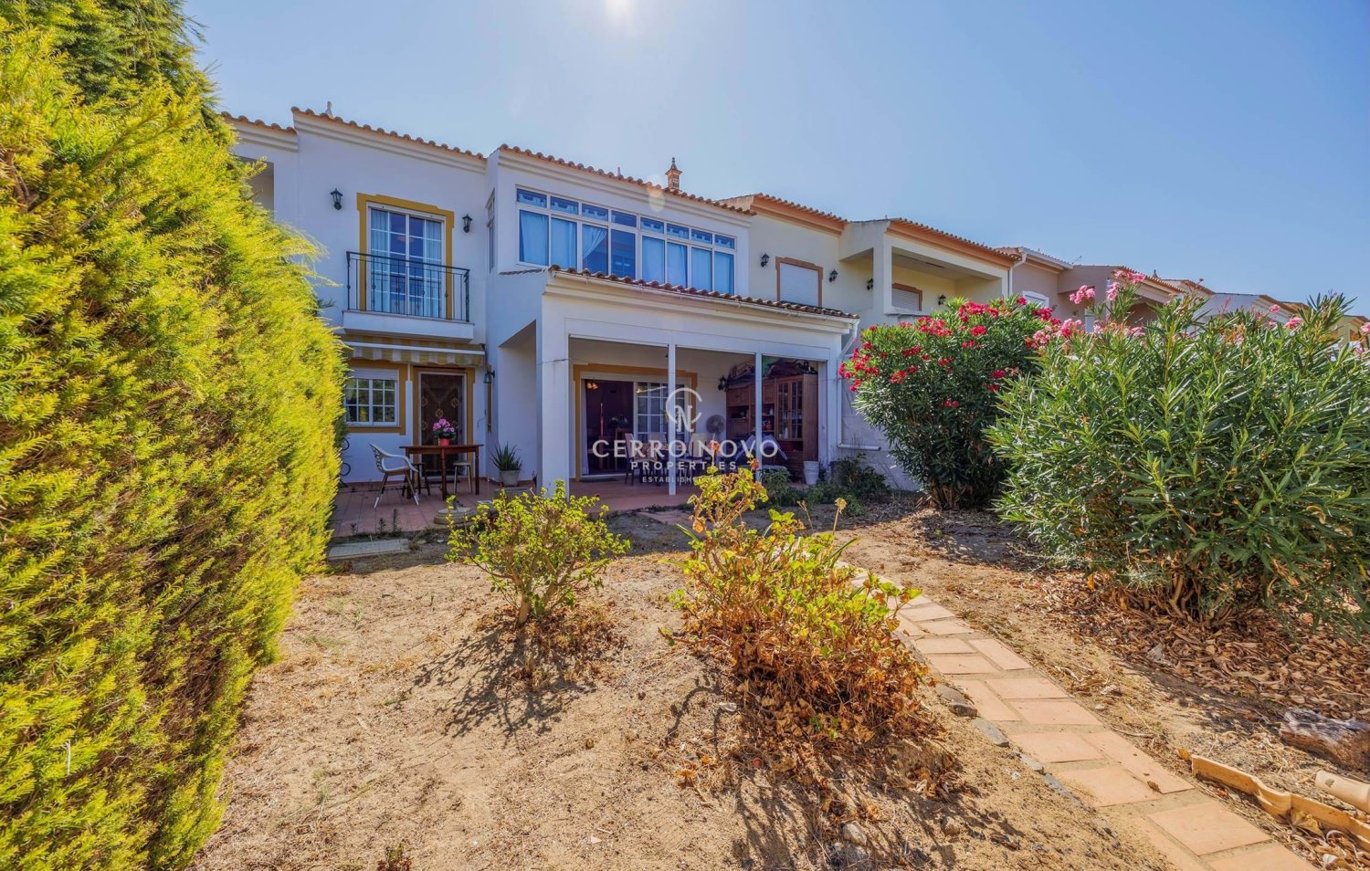 4 غرف نوم منزل في Guia, Portugal رقم 137518