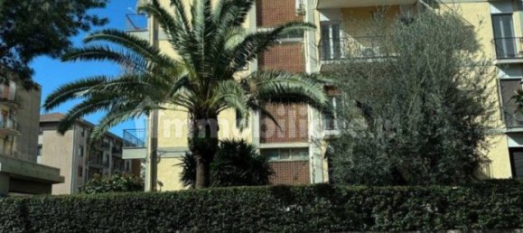 2 bedrooms Apartment in Catania, Italy No. 46278 3