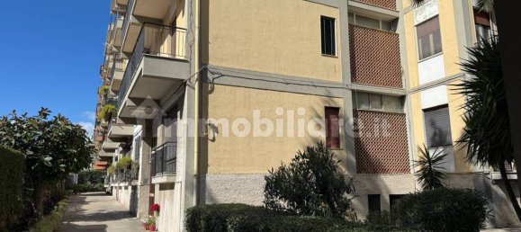 2 bedrooms Apartment in Catania, Italy No. 46278 2