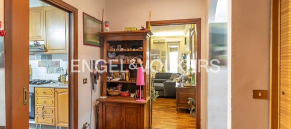 5 rooms Apartment in Rome, Italy No. 62517 9