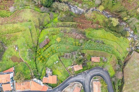 2 bedrooms Land in Camara de Lobos, Portugal No. 249069