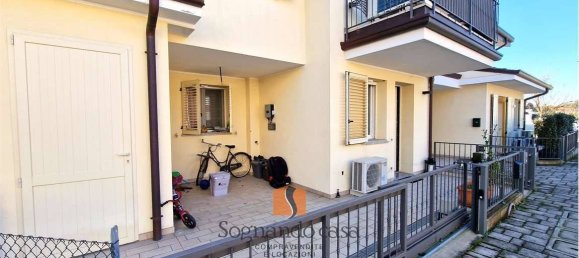 2 bedrooms House in Ravenna, Italy No. 86509 3