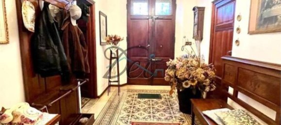 4 bedrooms Villa in Capannori, Italy No. 184614 8