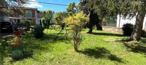 4 bedrooms Villa in Capannori, Italy No. 184614 6