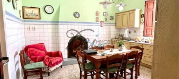 4 bedrooms Villa in Capannori, Italy No. 184614 11