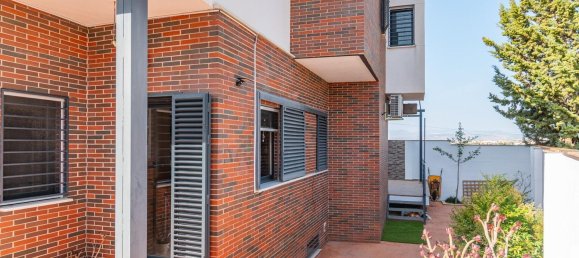 4 bedrooms House in Alhendin, Spain No. 150614 3