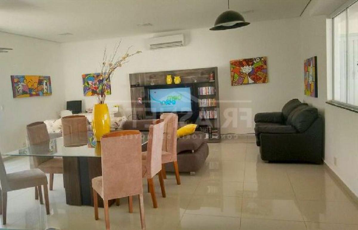 Casa de 2 dormitorios en Sao Paulo, Brazil No. 566781